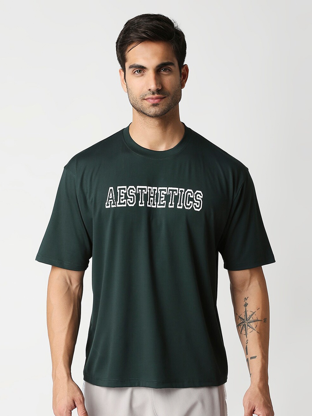 

AESTHETIC NATION Men Typography Printed Cotton Oversize T-shirt, Olive