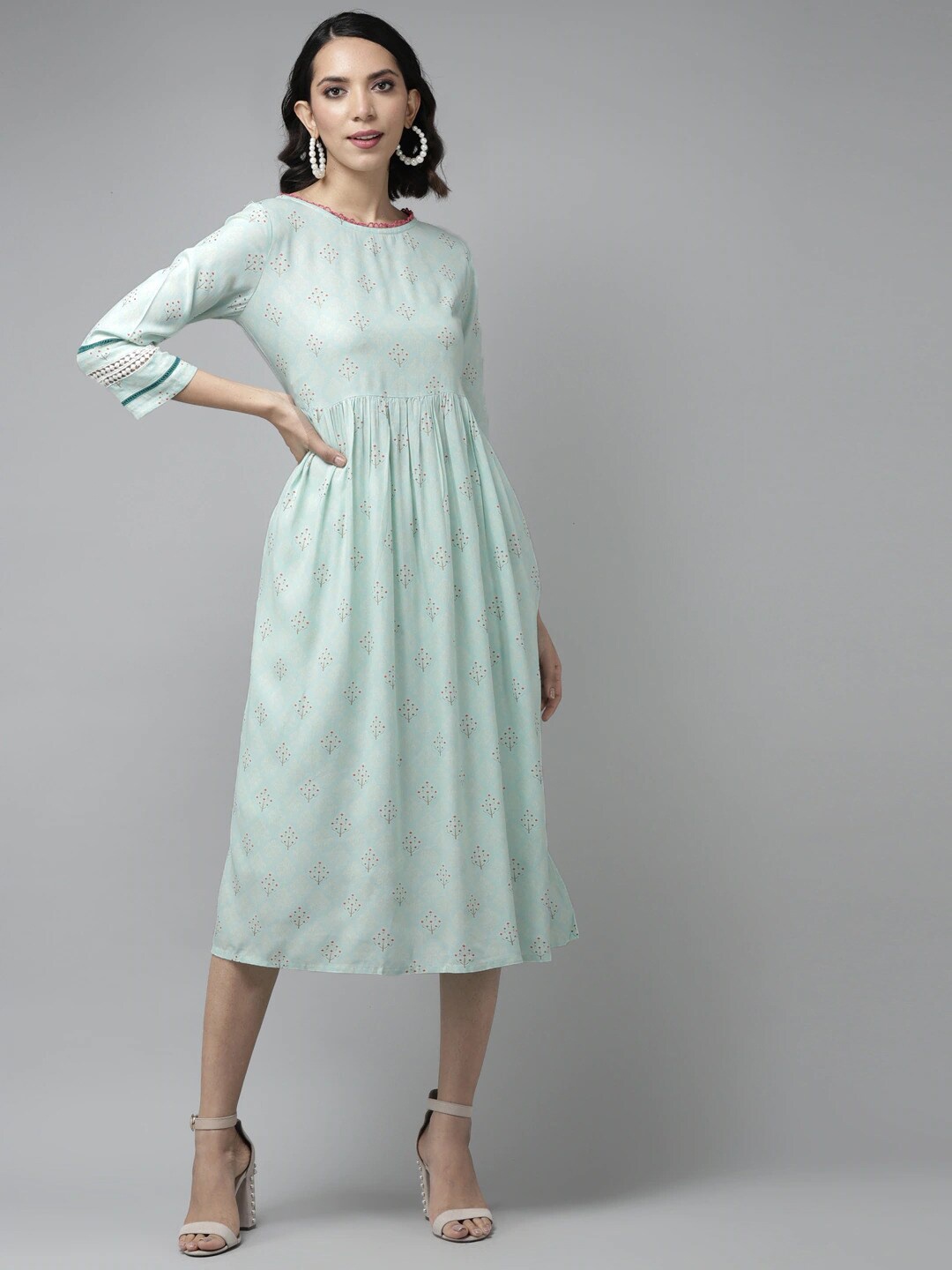 

Amirah s Ethnic Motifs Crepe Dress, Green