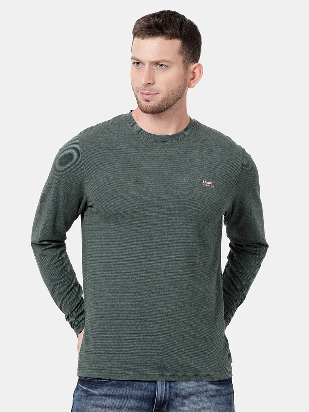 

t-base Men Green T-shirt