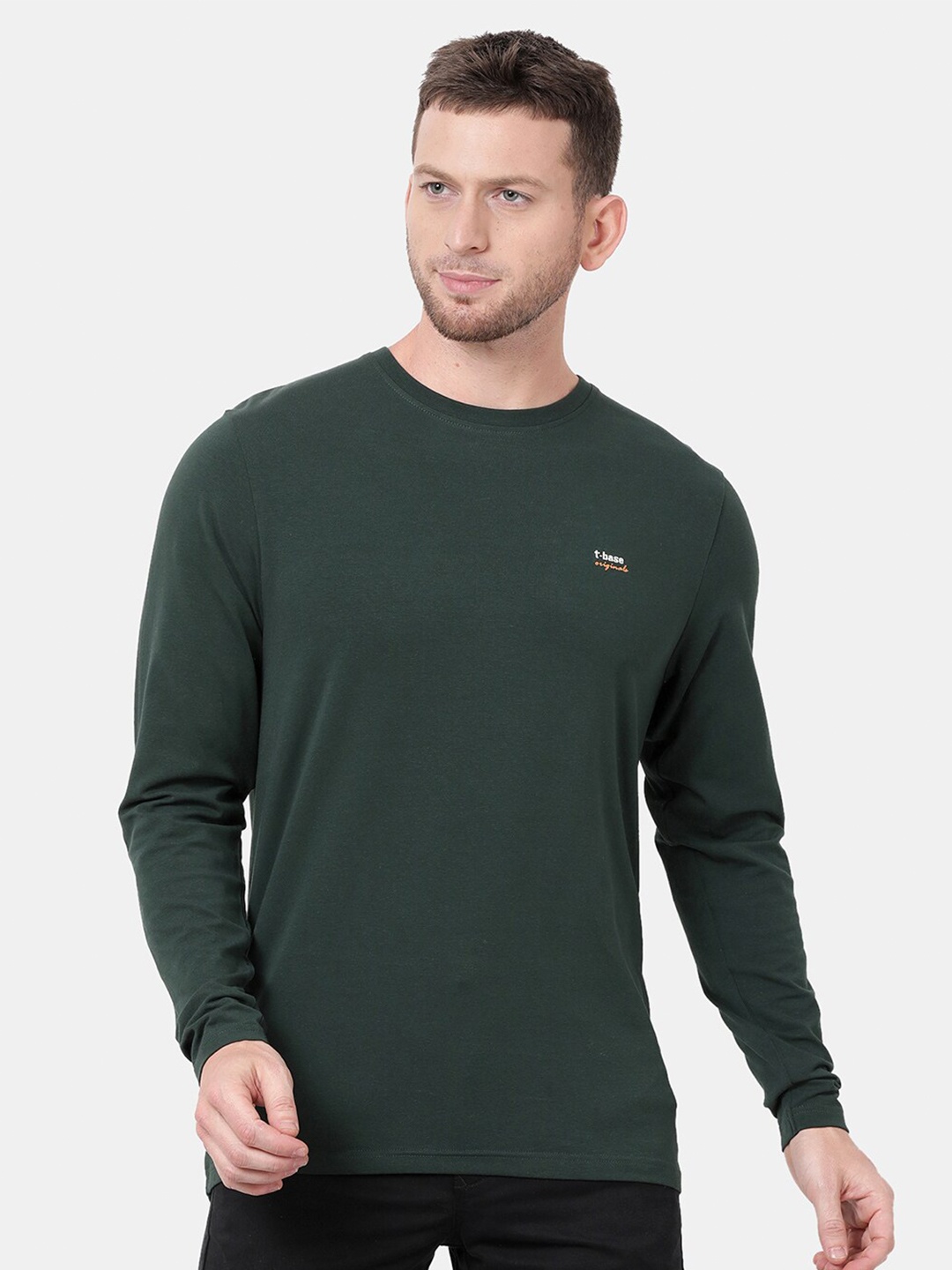 

t-base Men Green Solid Cotton T-shirt