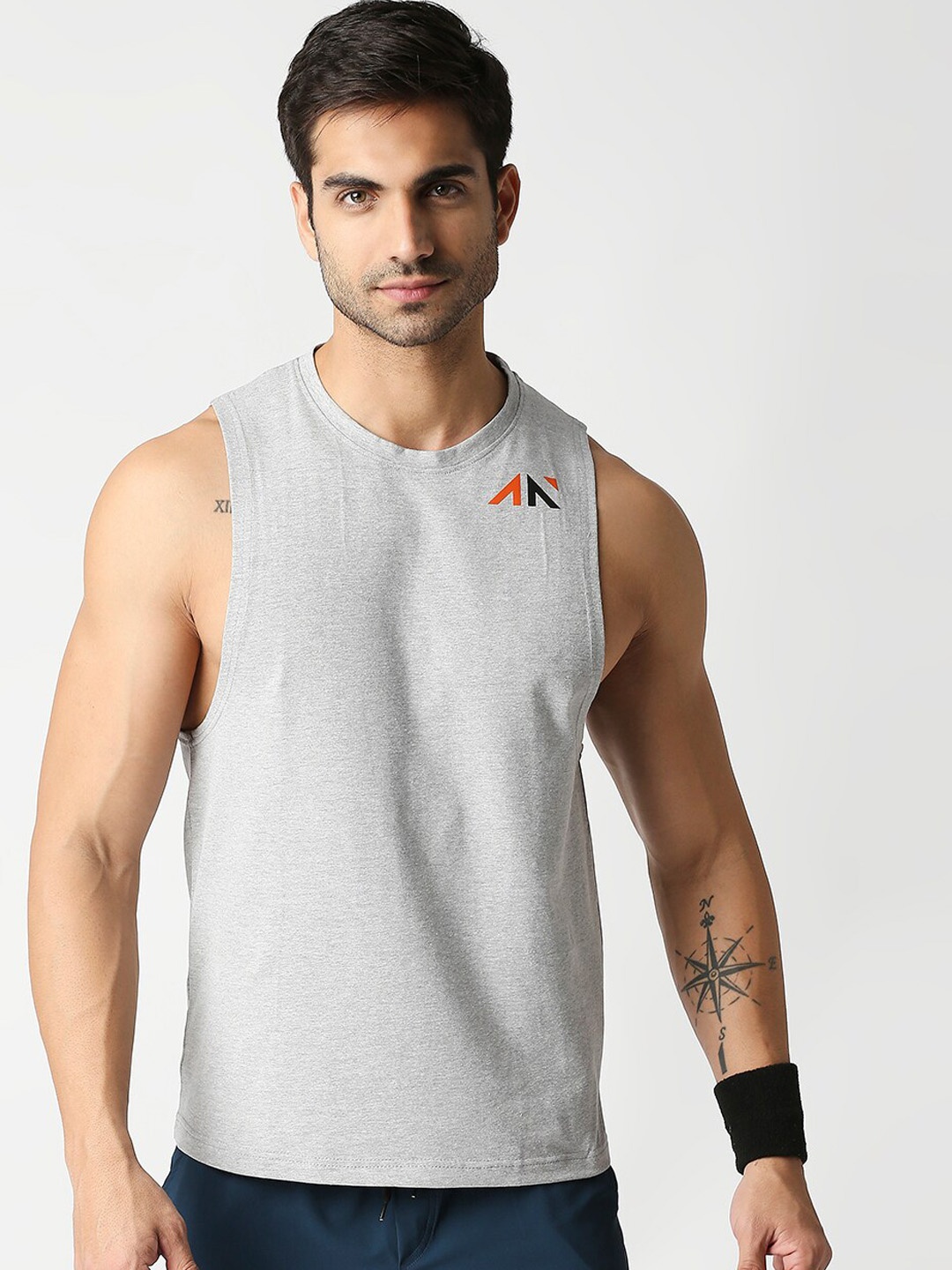 

AESTHETIC NATION Men Grey Solid Cotton Innerwear Gym Vests