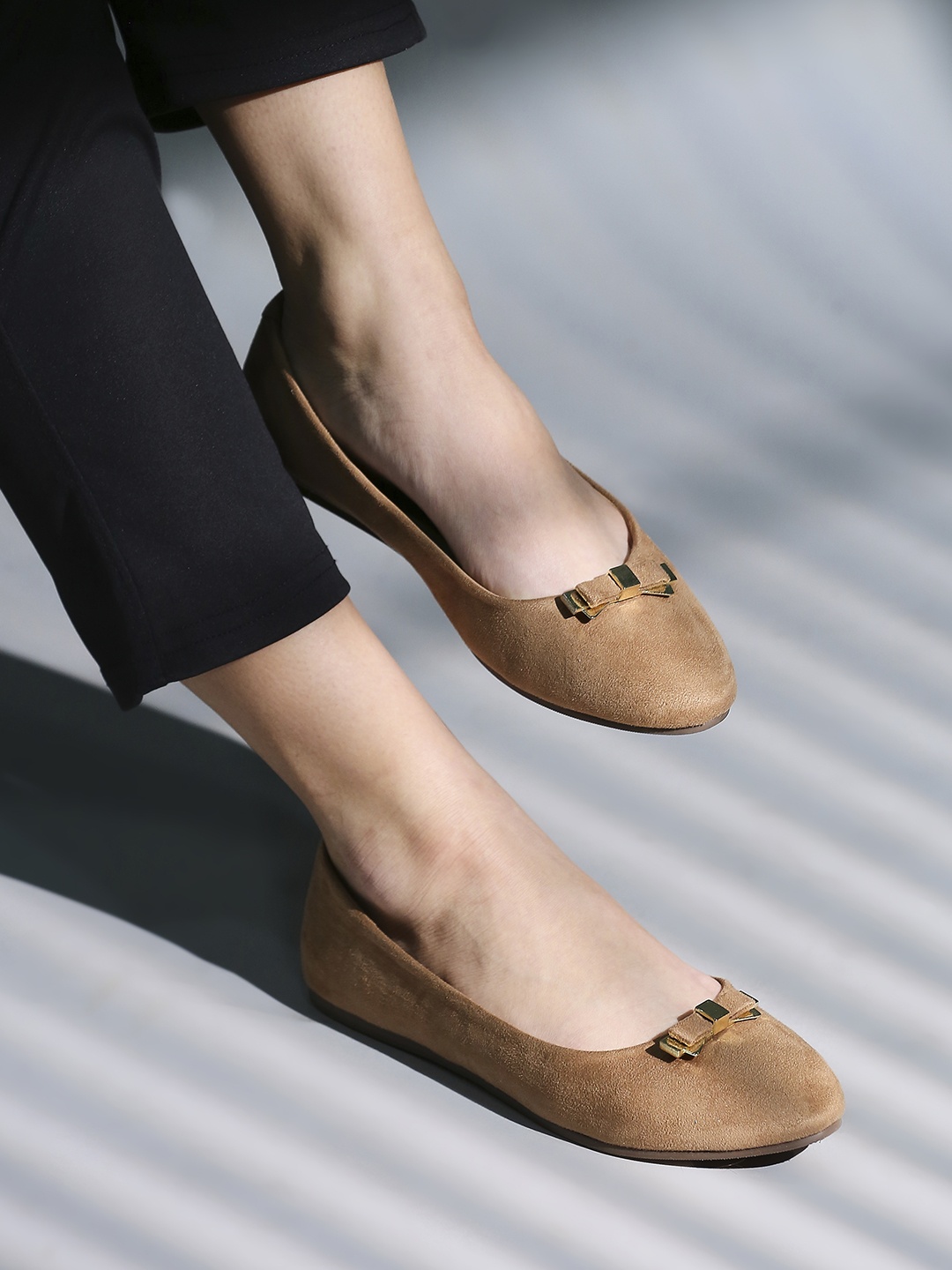 

Inc 5 Women Beige Ballerinas Flats