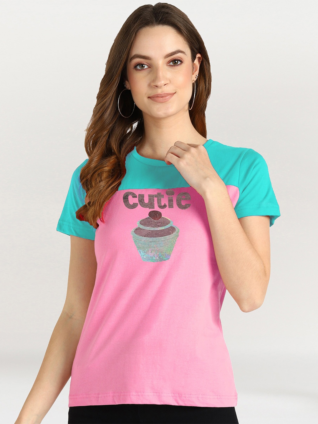 

shashvi Women Pink & Sea Green Embellished Typography Printed T-shirt