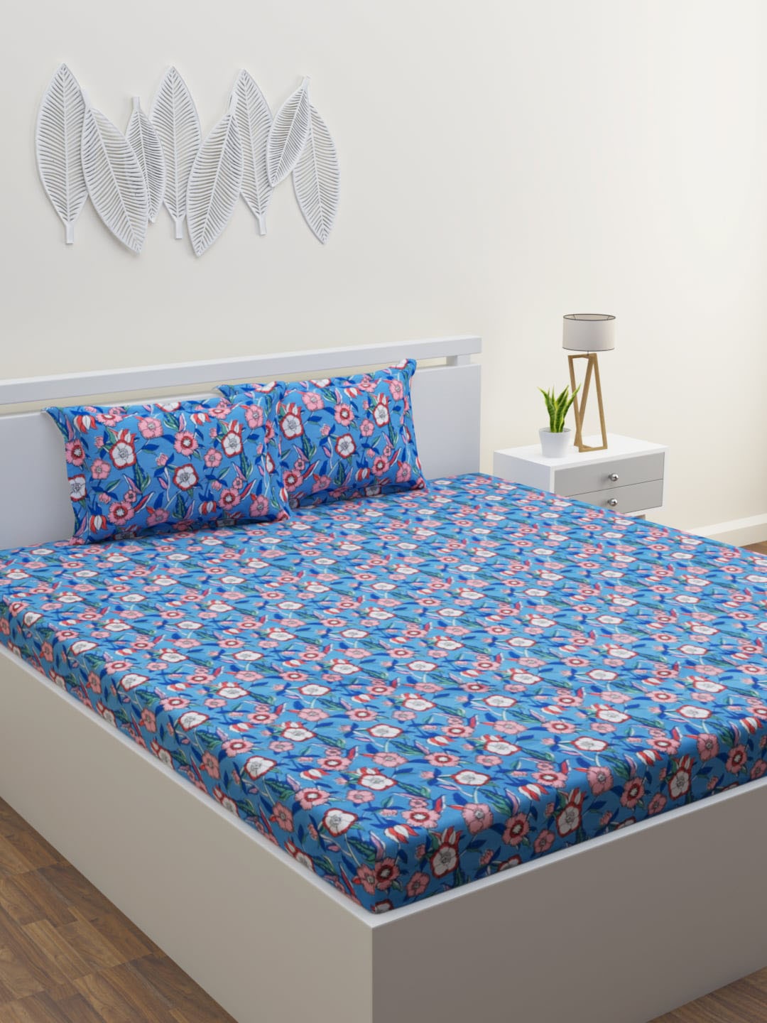 

HOME AFFAIRS Blue & Pink Floral 160 TC Queen Bedsheet with 2 Pillow Covers