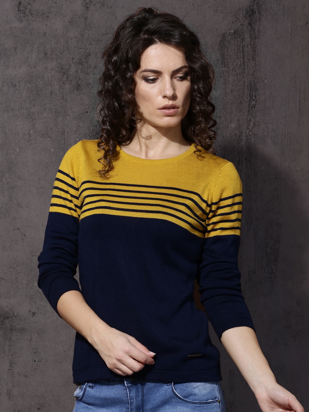 

Roadster Women Navy & Mustard Yellow Colourblocked Pullover, Navy blue