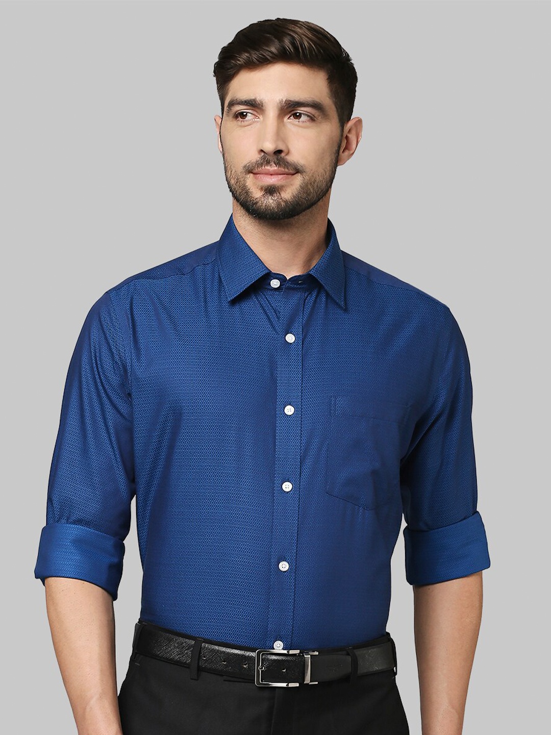 

Park Avenue Men Blue Formal Shirt