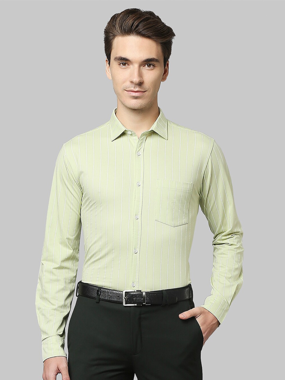 

Park Avenue Men Green Slim Fit Striped Casual Shirt