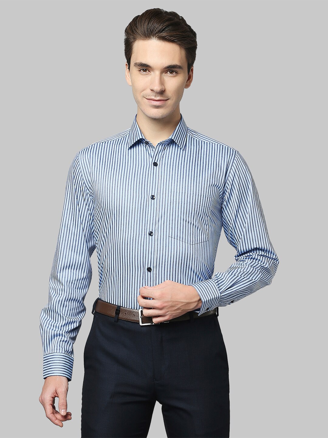 

Park Avenue Men Blue Striped Casual Shirt