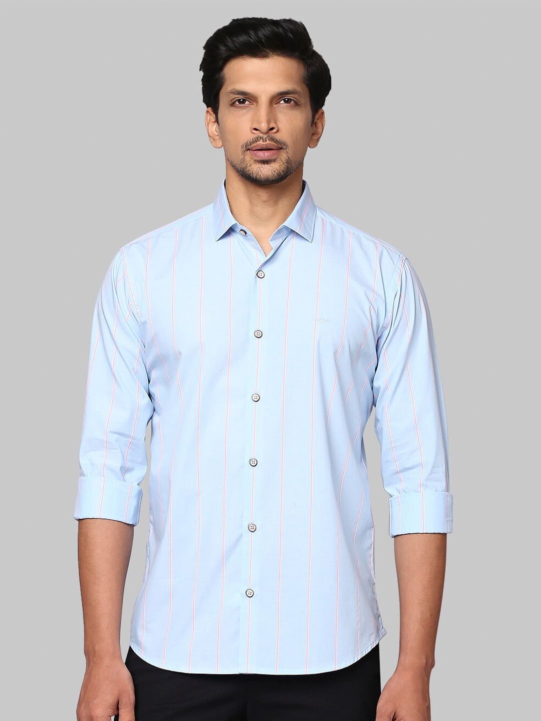 

Park Avenue Men Blue Slim Fit Striped Cotton Casual Shirt