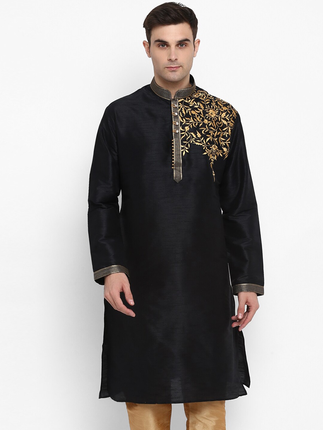 

ROYAL KURTA Men Black Floral Yoke Design Thread Work Kurta