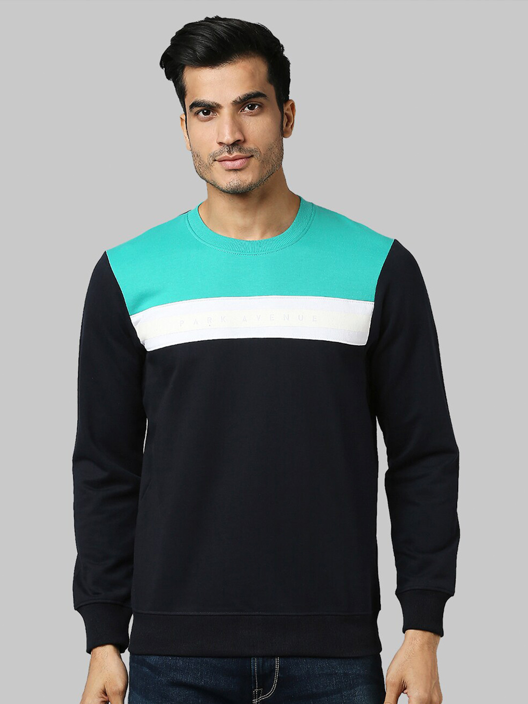 

Park Avenue Men Navy Blue & White Colourblocked Cotton Sweatshirt