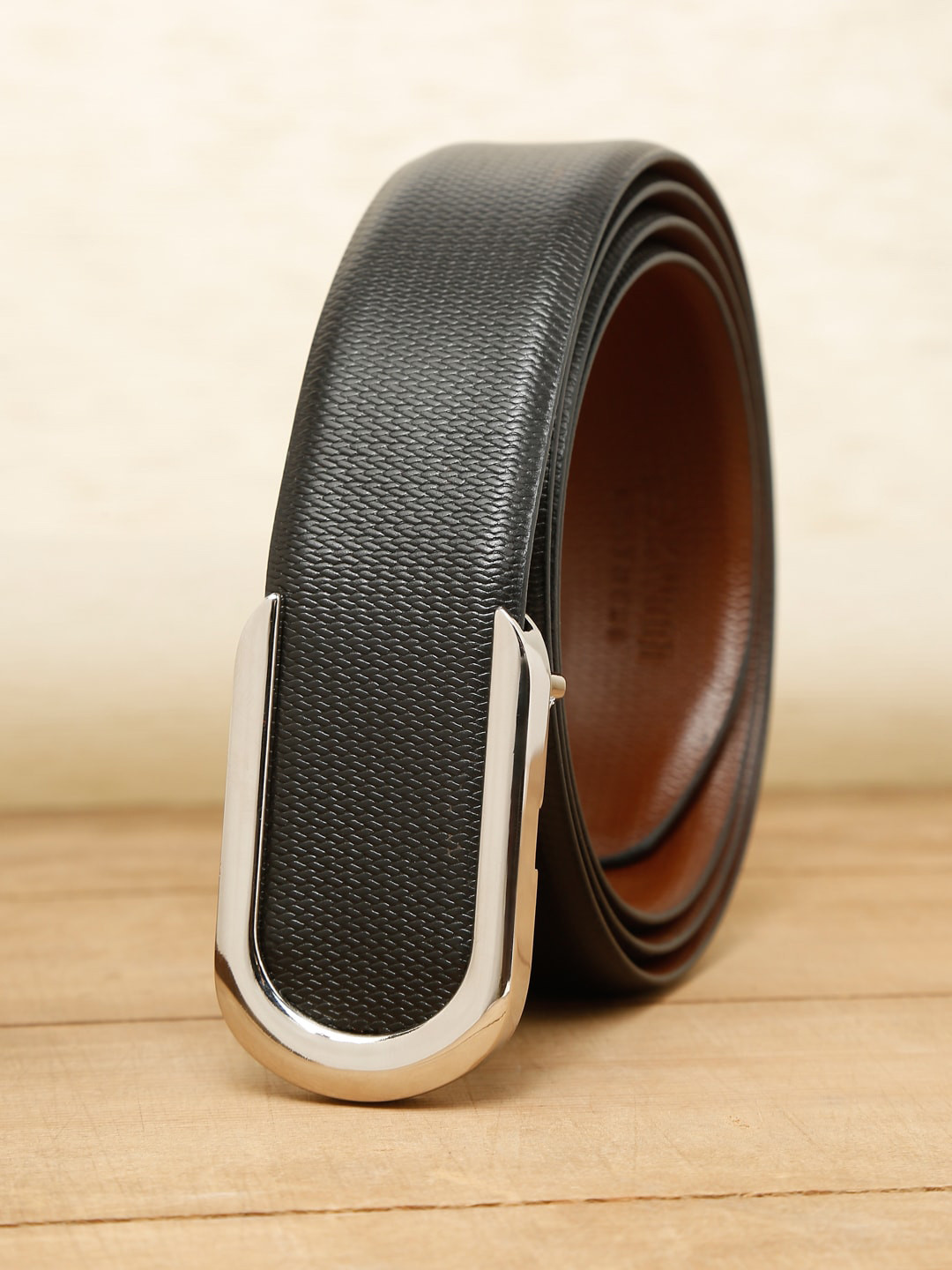 

Teakwood Leathers Men Black Textured Leather Formal Belt