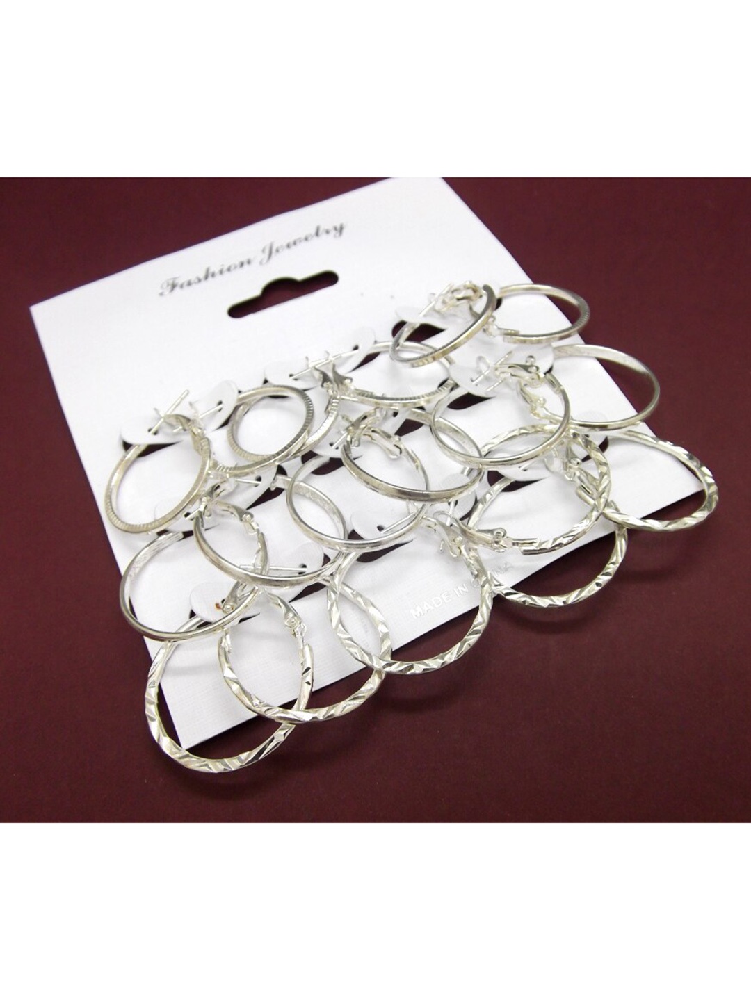 

FEMMIBELLA Silver-Toned Circular Hoop Earrings