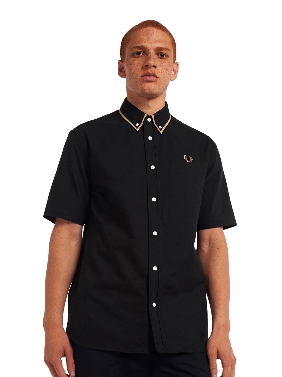 

Fred Perry Men Black Regular Fit Solid Casual Shirt