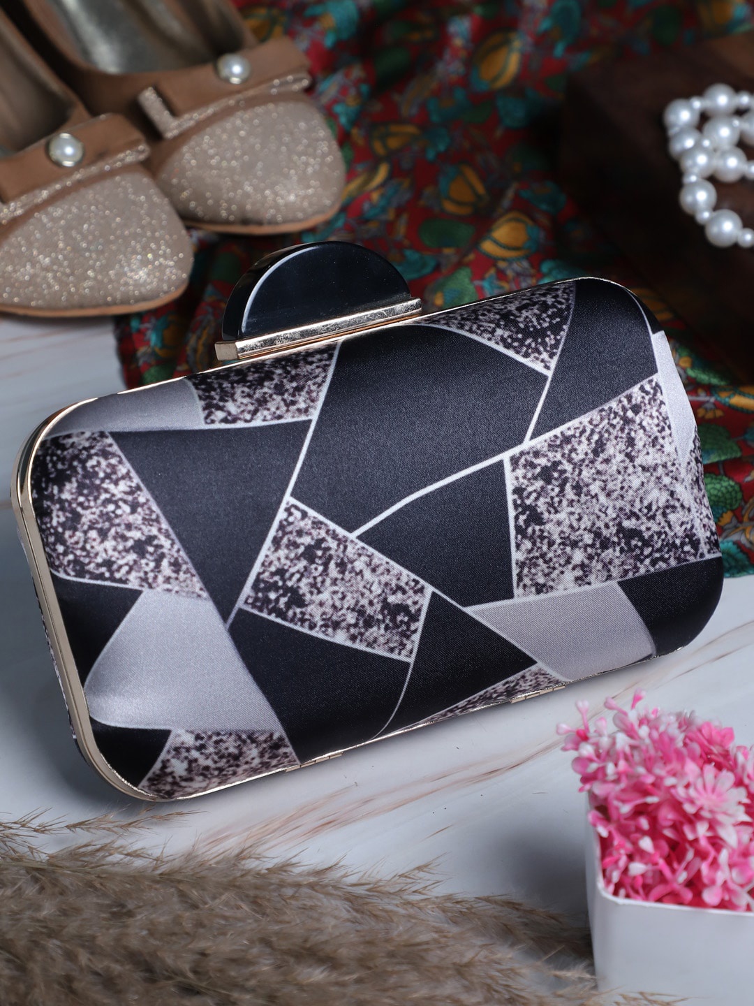 

Swisni Women Multi Clutches, Navy blue