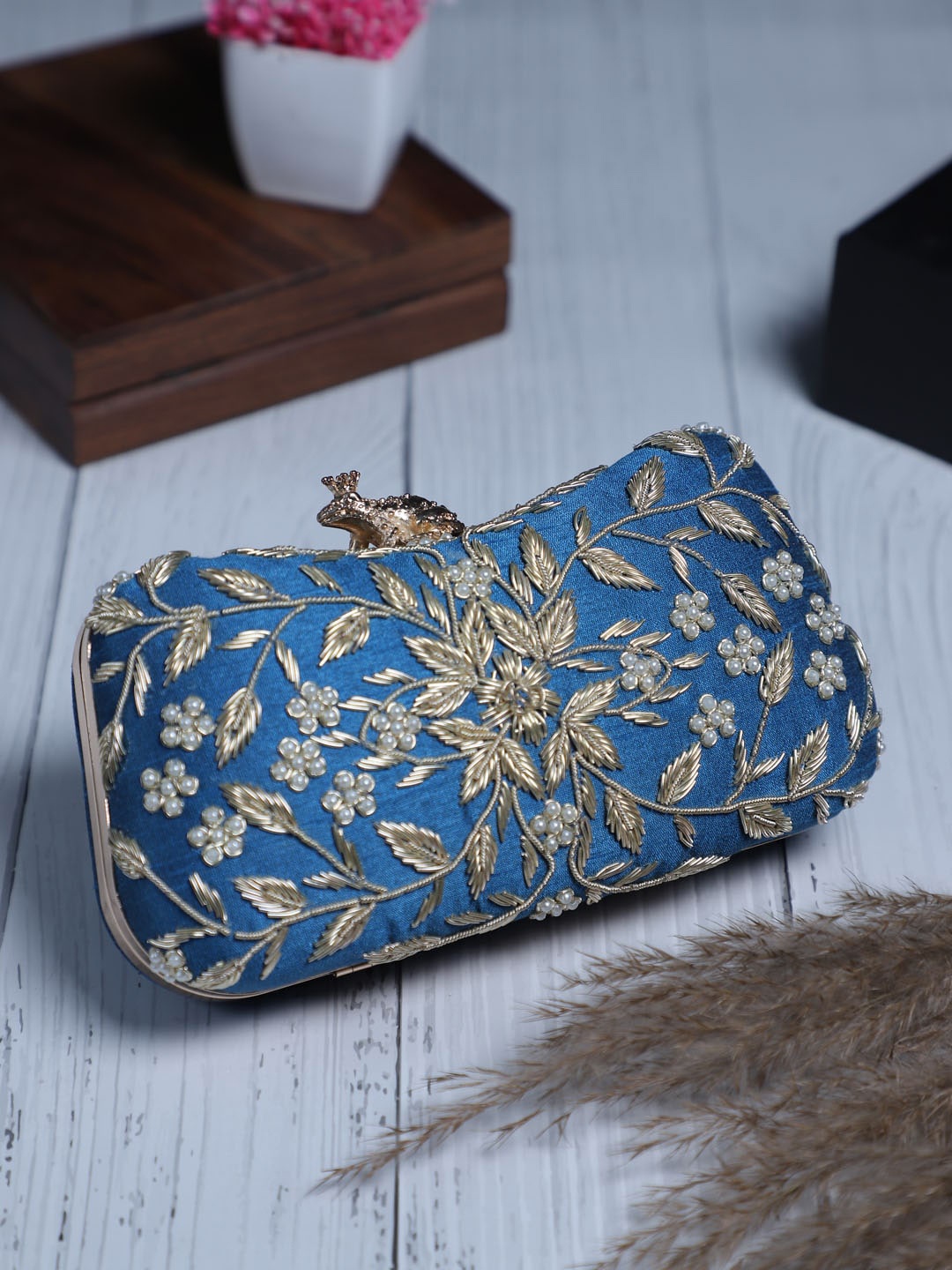 

Swisni Blue & Silver-Toned Embroidered Purse Clutch