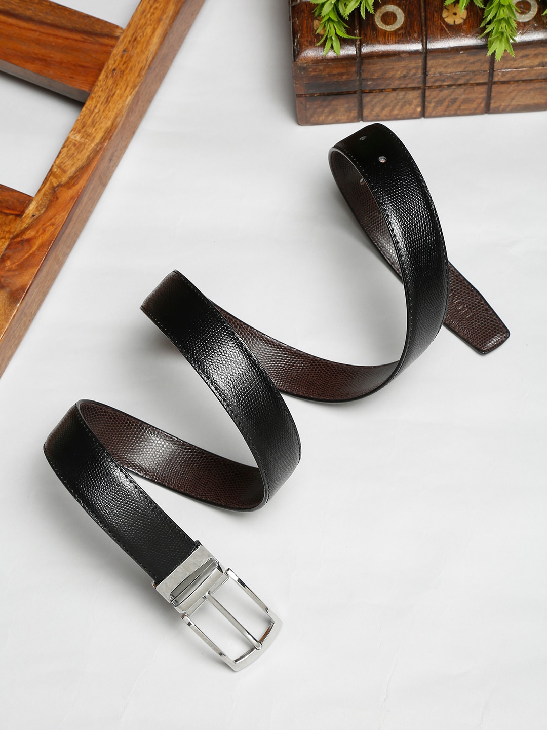 

MUTAQINOTI Men Black Textured PU Formal Belt