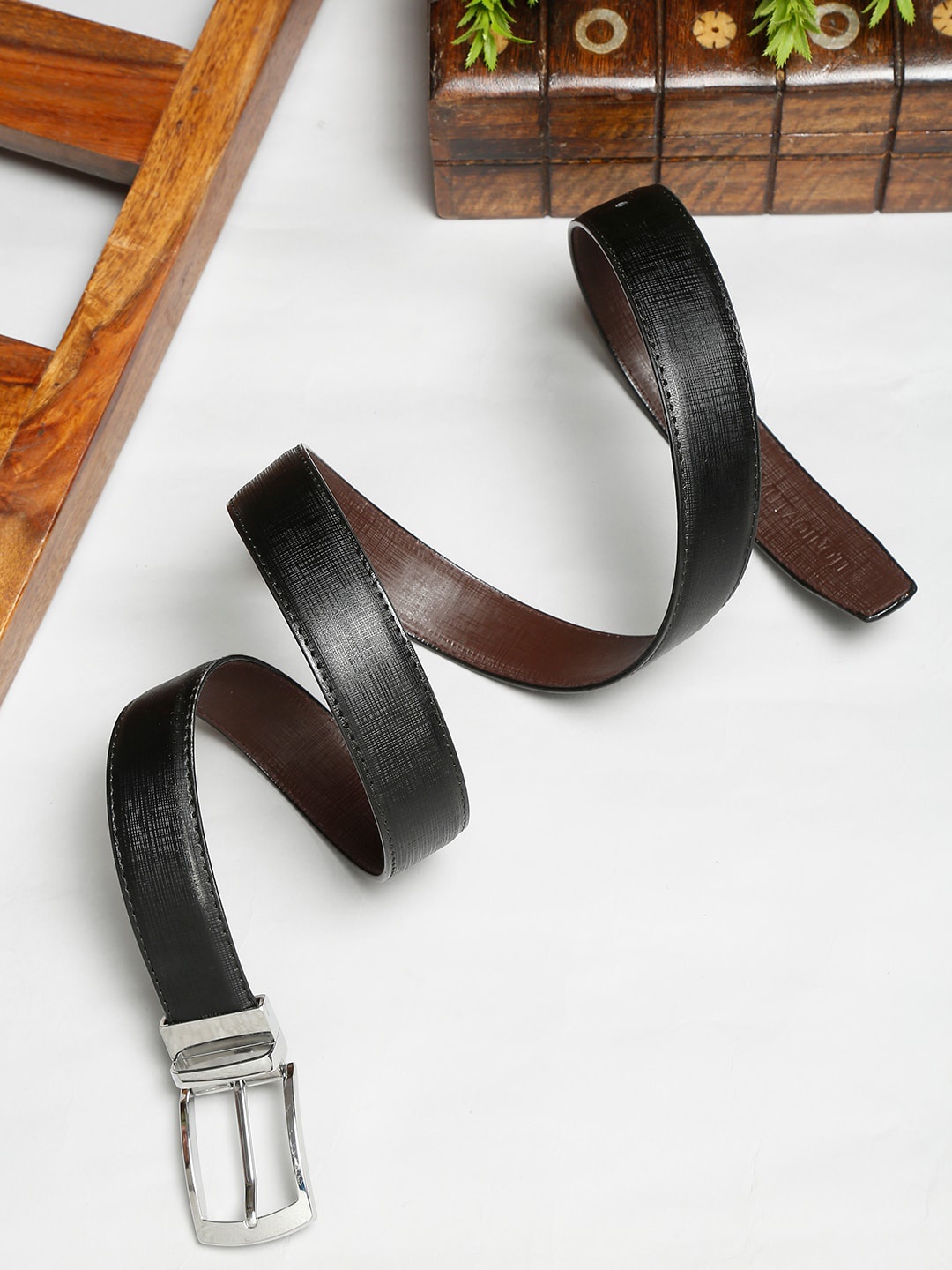 

MUTAQINOTI Men Black Textured PU Formal Belt
