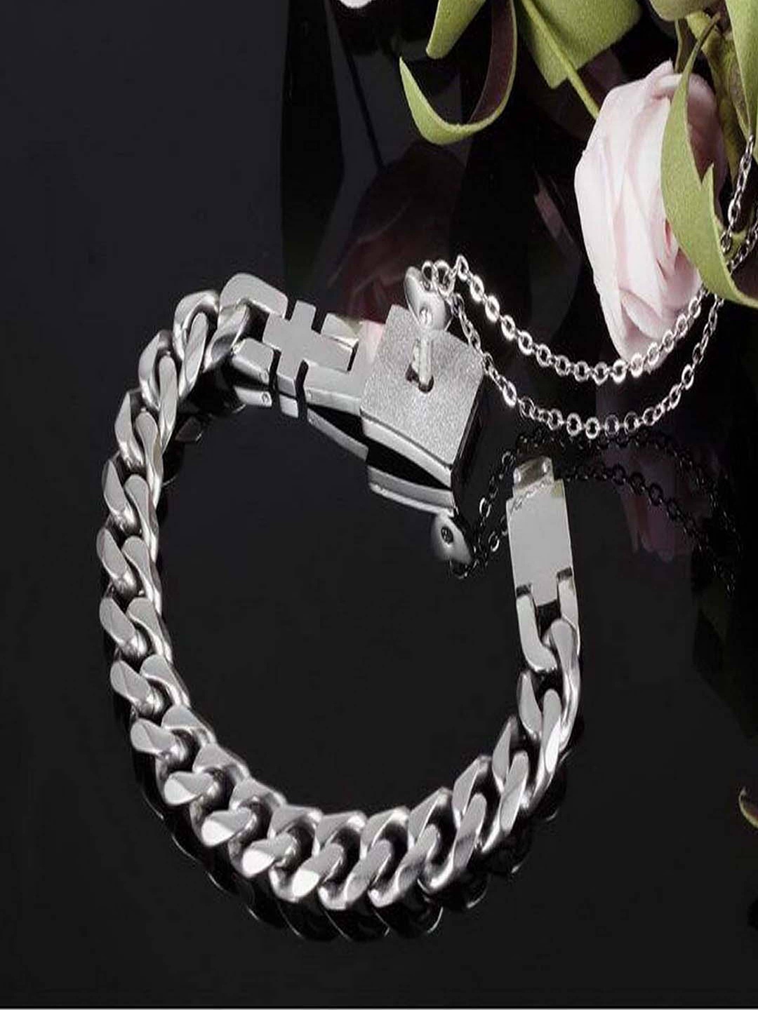 

UNIVERSITY TRENDZ Unisex Silver Bracelet