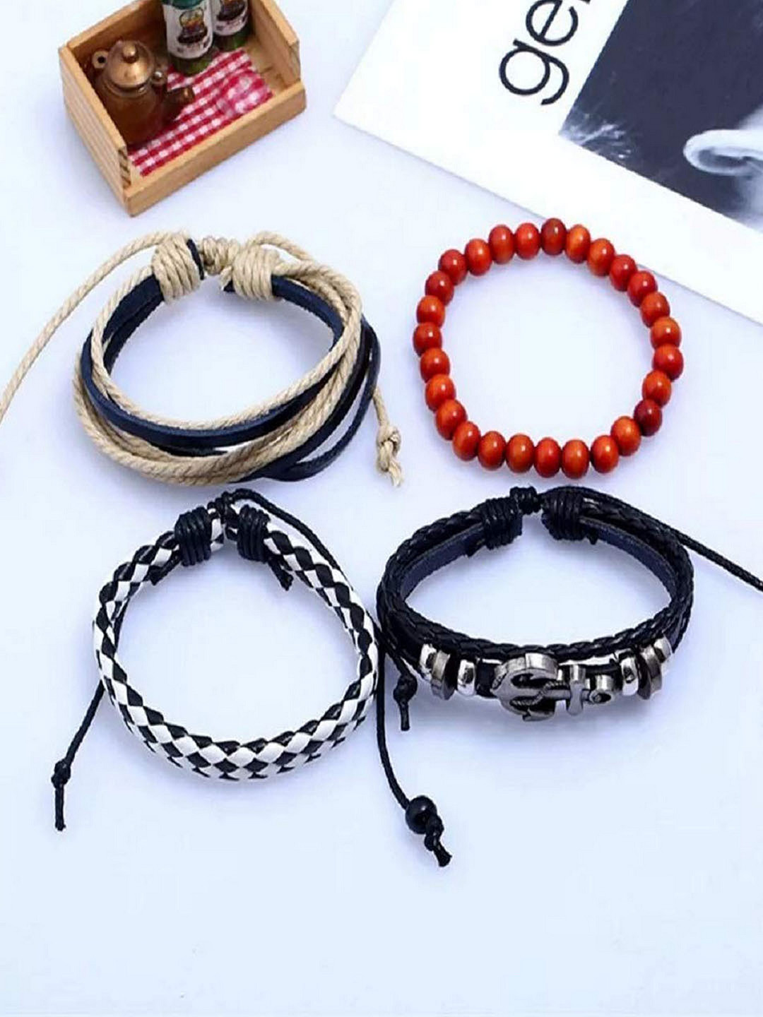 

UNIVERSITY TRENDZ Men Set Of 4 Bracelet, Red