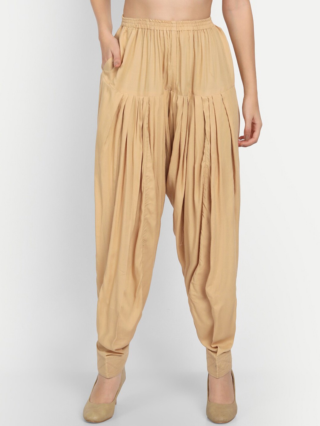 

APELLA Women Beige Solid Loose-Fit Salwar