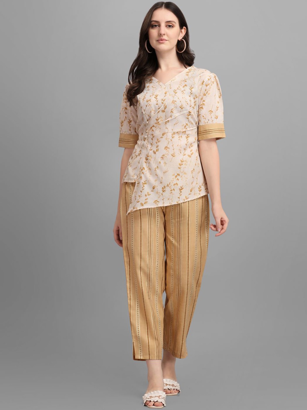 

GUFRINA Women Gold Toned Co-ords