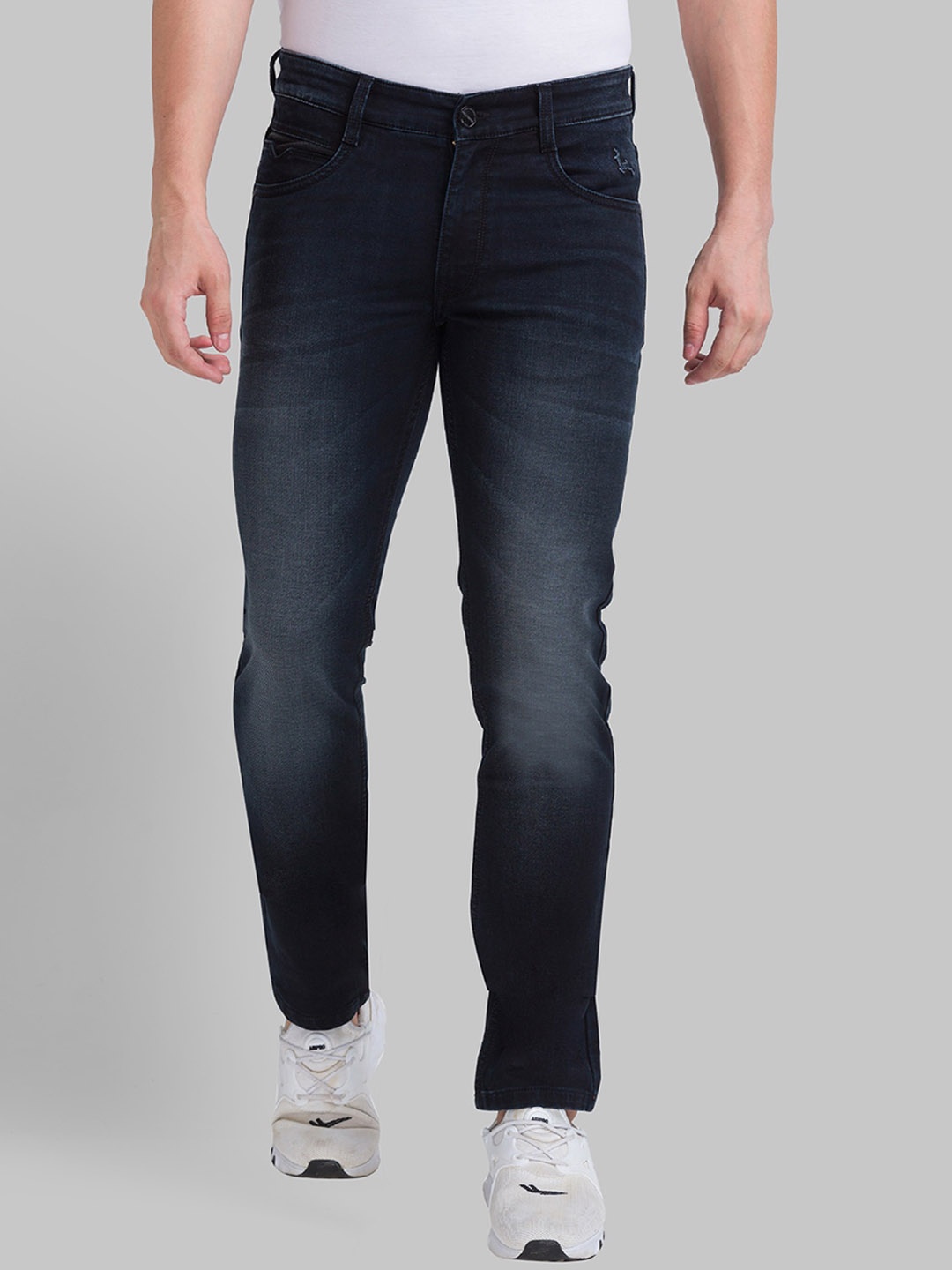 

Parx Men Blue Tapered Fit Light Fade Jeans