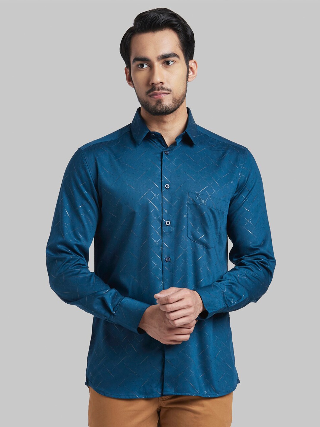 

Parx Men Blue Slim Fit Casual Shirt