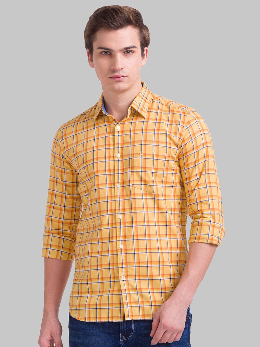 

Parx Men Yellow Slim Fit Checked Casual Shirt