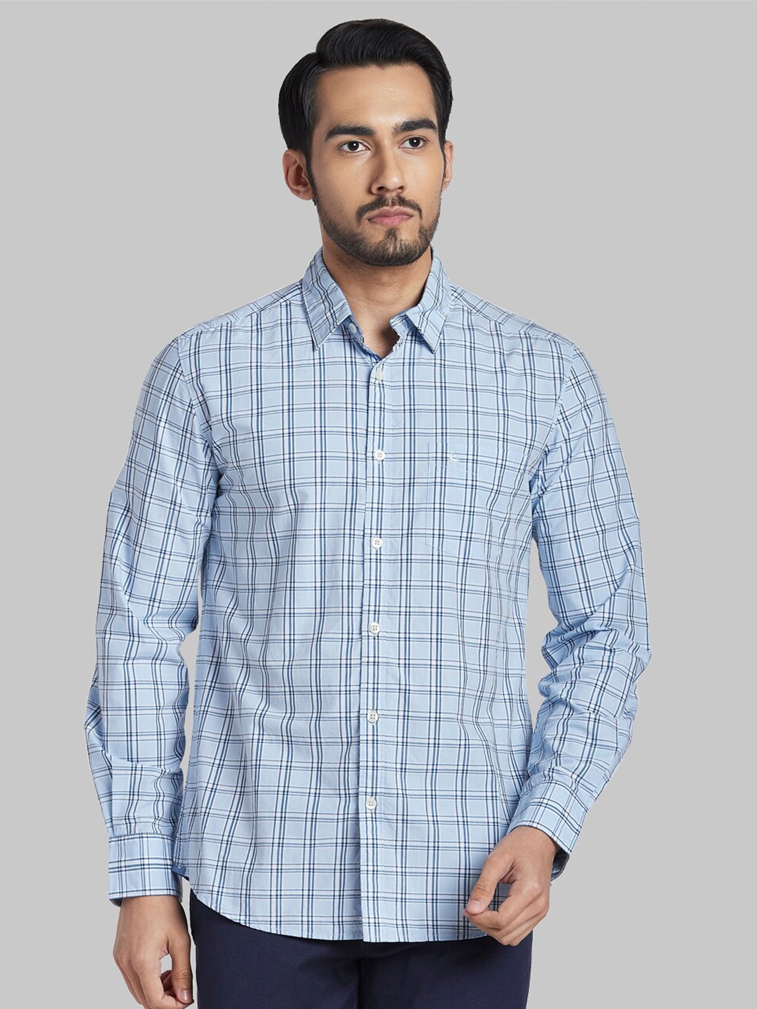 

Parx Men Blue Slim Fit Checked Casual Shirt