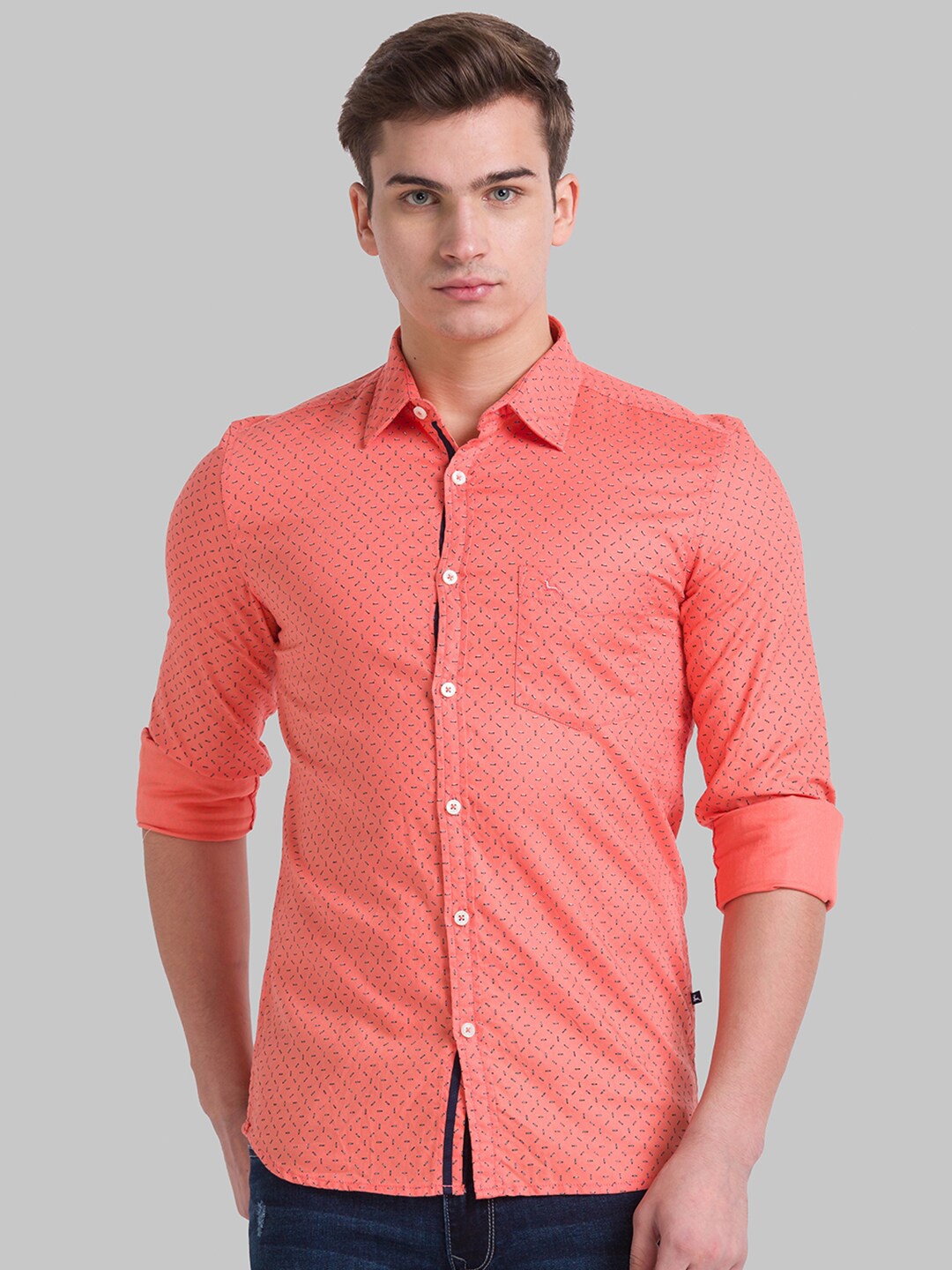 

Parx Men Red Slim Fit Printed Casual Shirt