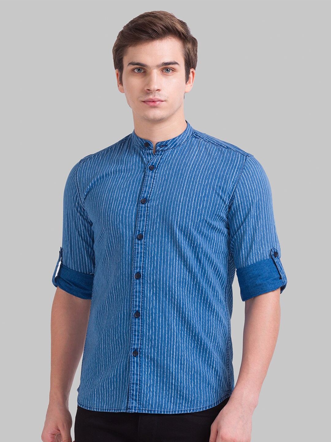 

Parx Men Blue Slim Fit Printed Casual Shirt