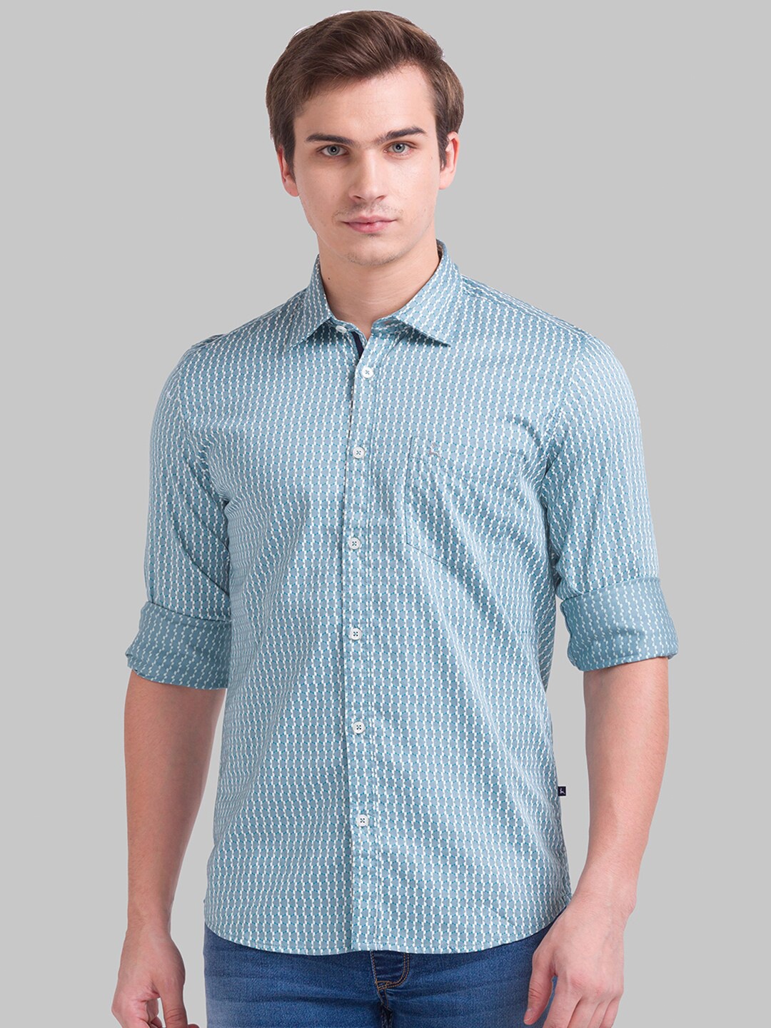 

Parx Men Grey Slim Fit Striped Casual Shirt