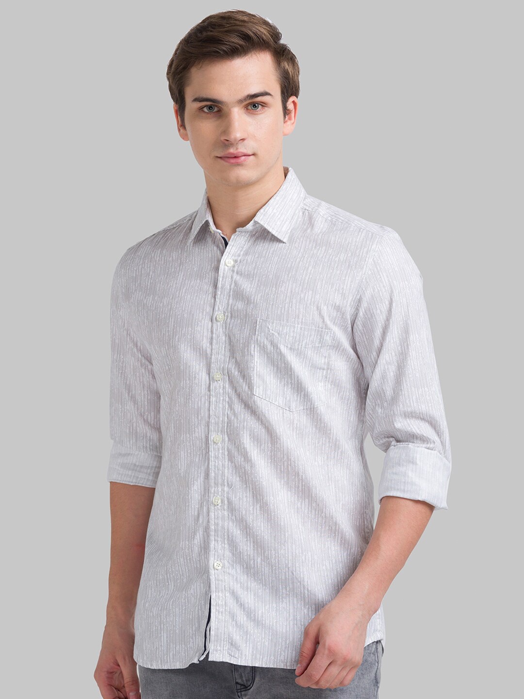 

Parx Men Grey Slim Fit Striped Casual Shirt