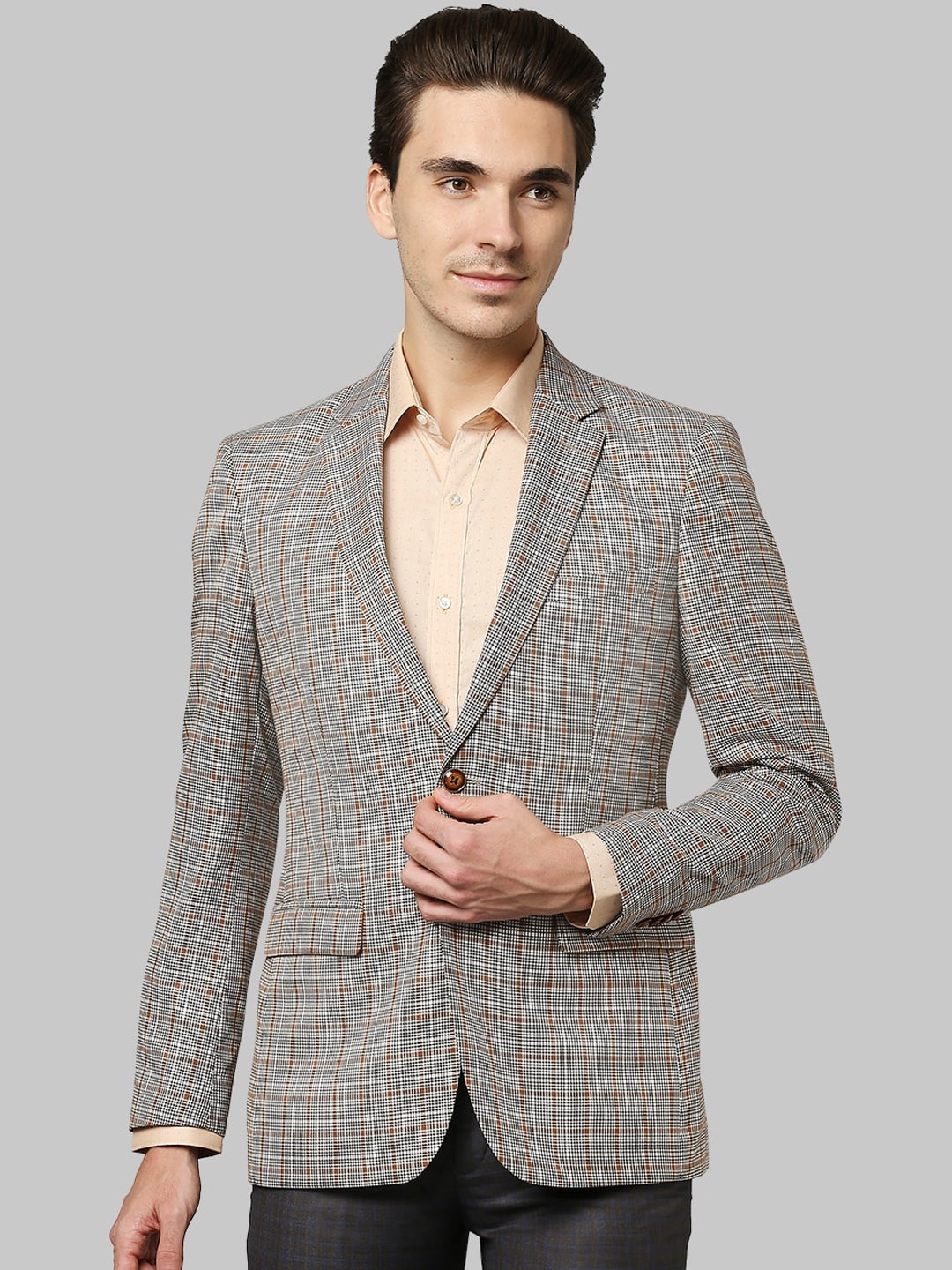 

Raymond Men Beige Checked Single Breasted Formal Blazer