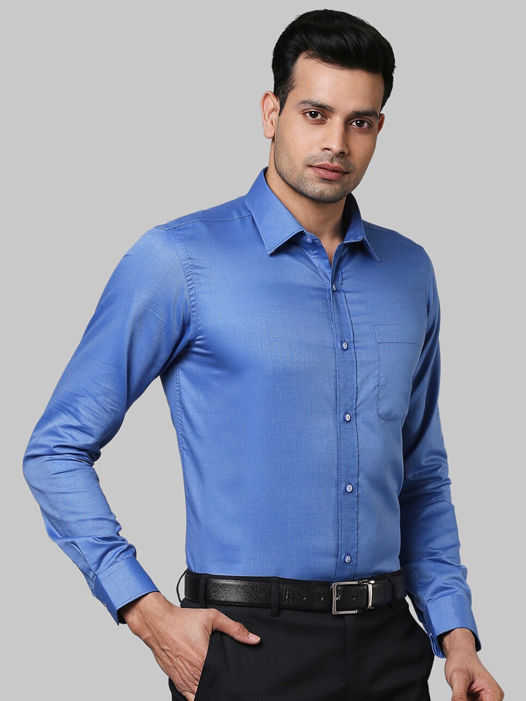 

Raymond Men Blue Slim Fit Formal Shirt