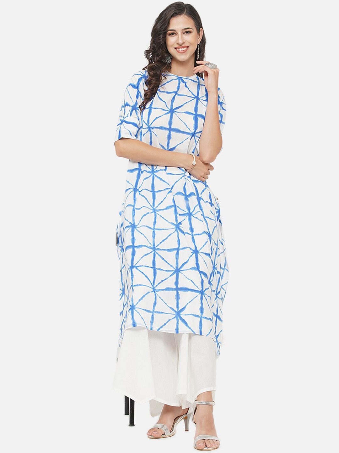 

FABNEST Women Blue & White Shibori Printed Cotton Kurta