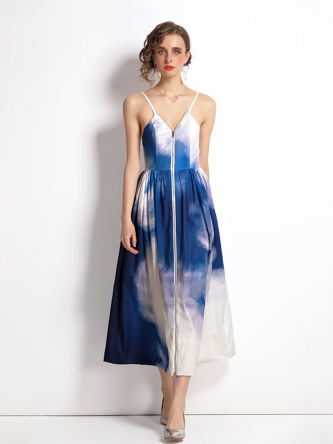 

JC Collection Women Blue & White Tie And Dye Maxi Dress