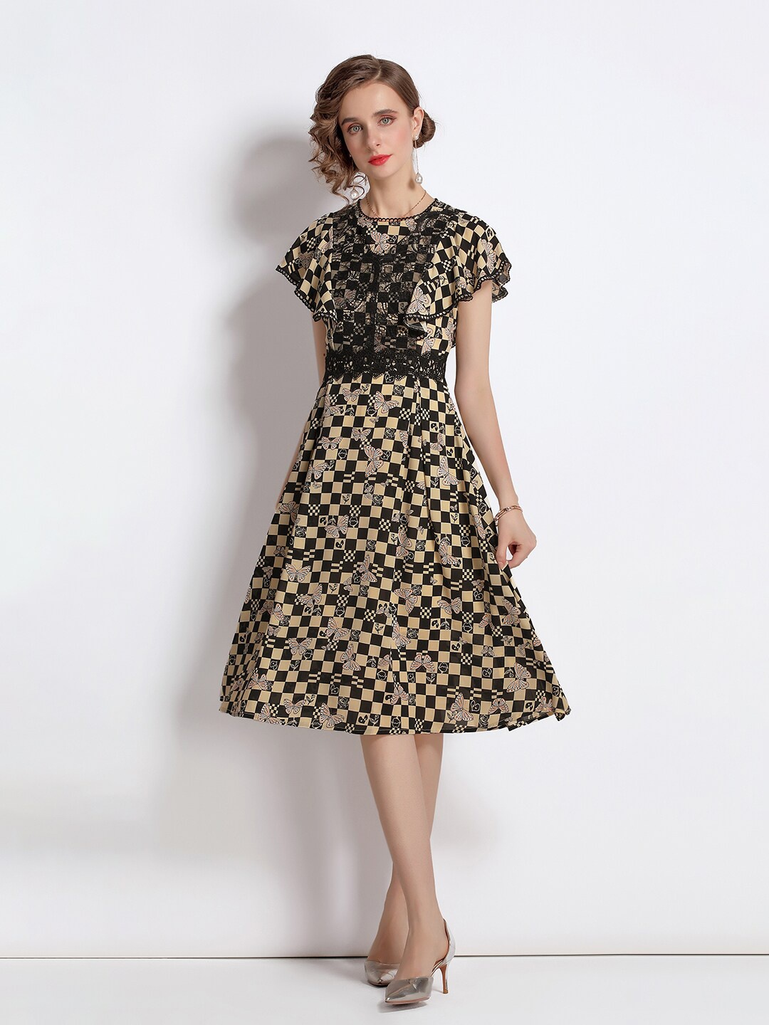 

JC Collection Women Cream & Black Fit & Flare Dress