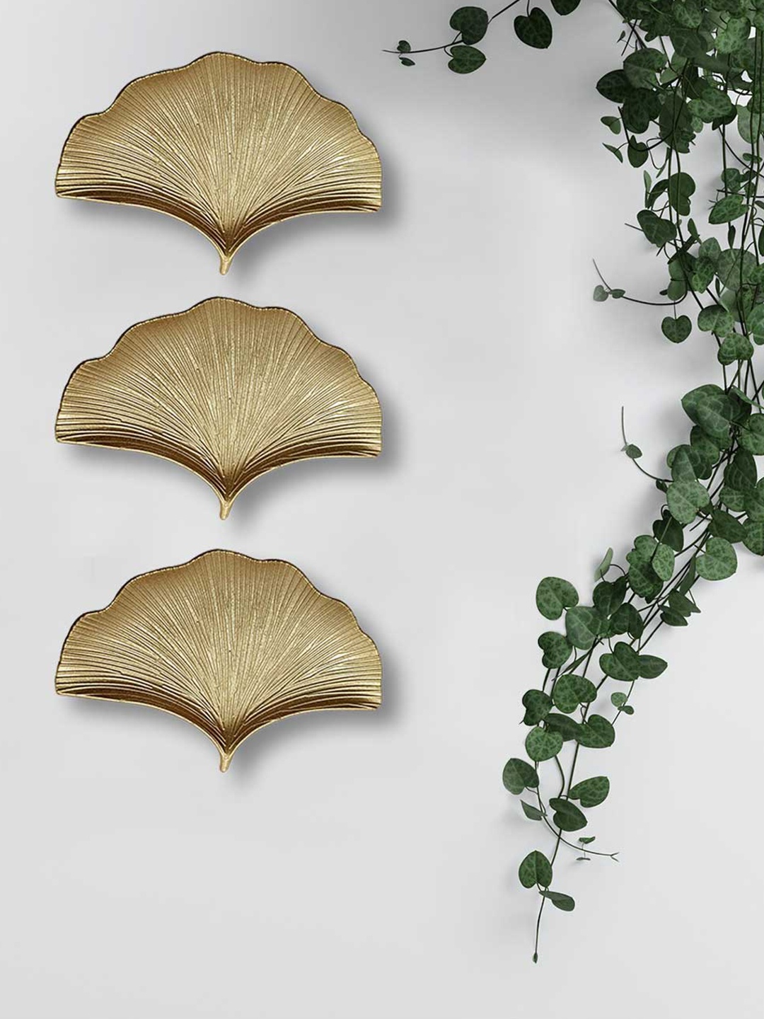 

Art Street Pack Of 3 Gold-Toned Wooden Carved Gingko Leaf Wall Decor