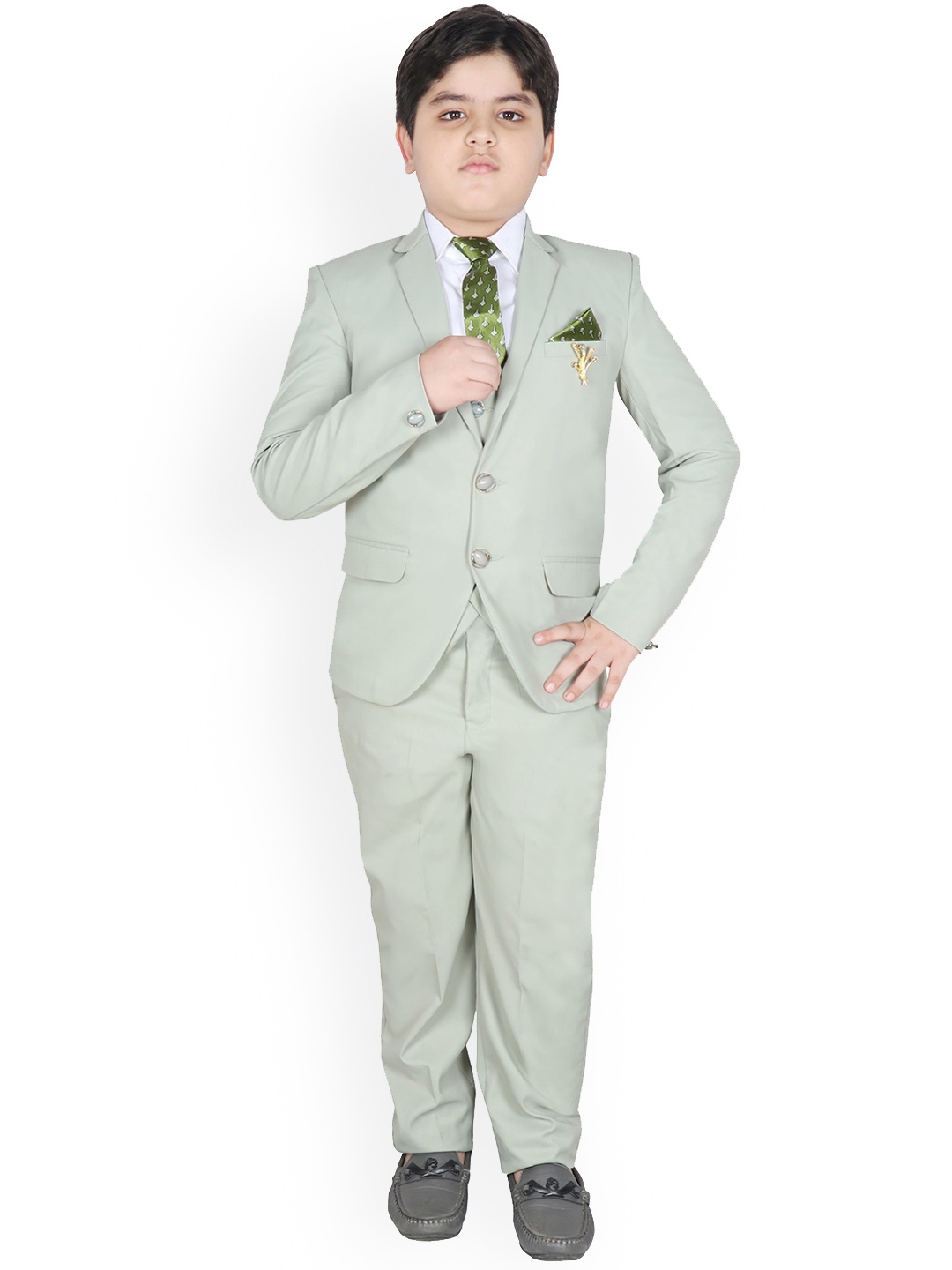

SG YUVRAJ Boys Grey Solid 5-Piece Single-Breasted Partywear Suit