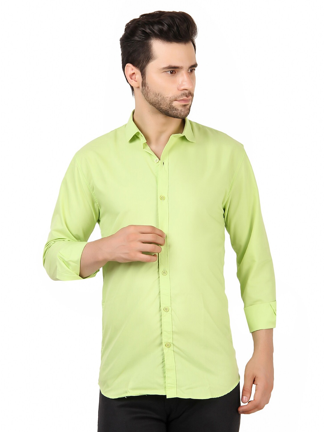 

TrulyFeb Men Green Original Slim Fit Casual Shirt