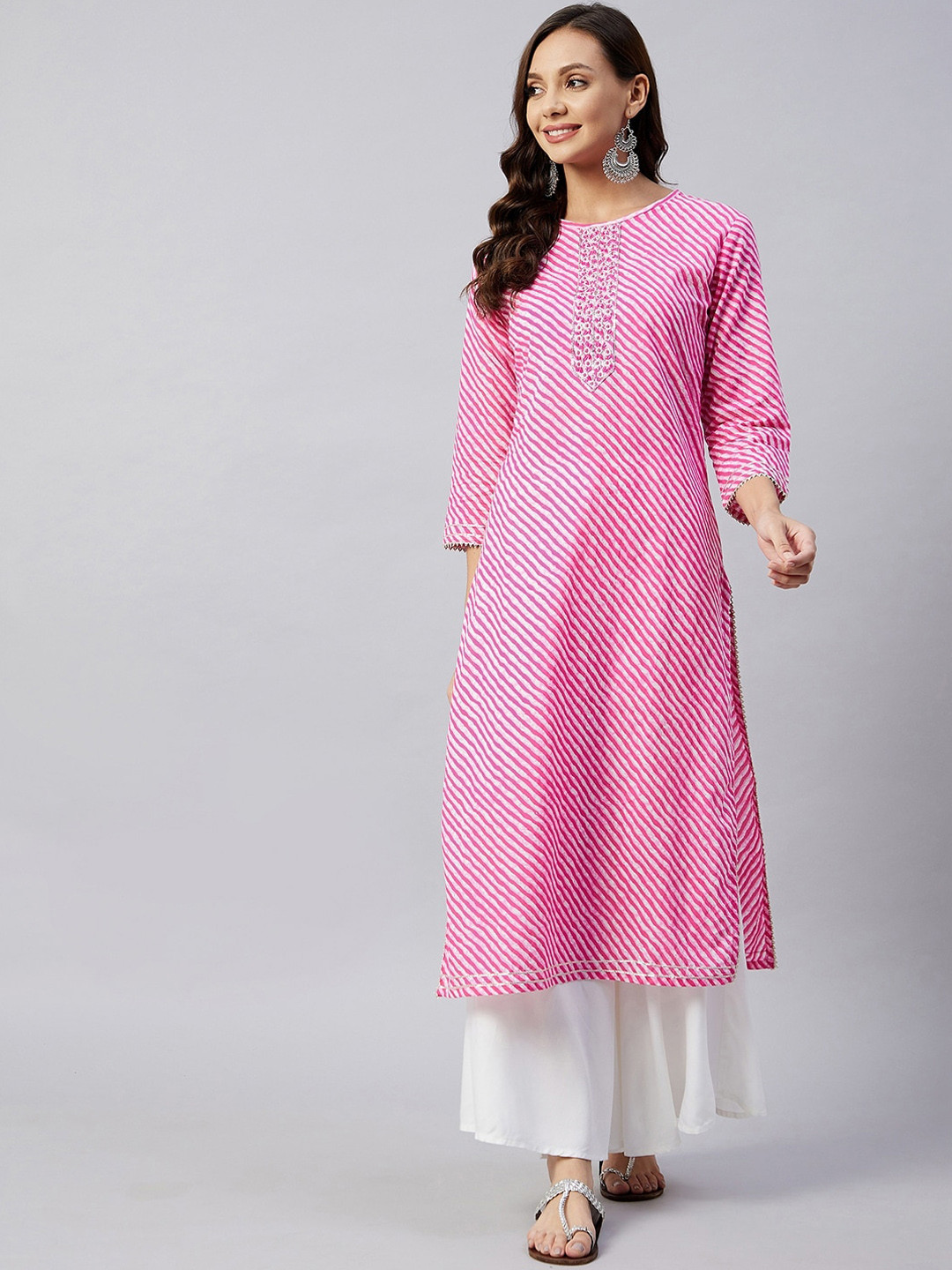 

InWeave Women Pink & White Leheriya Printed Thread Work Kurta