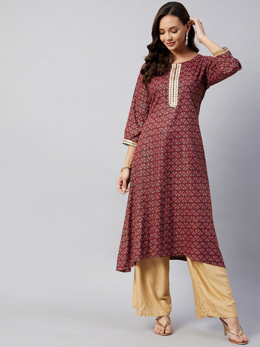 

InWeave Women Maroon Ethnic Motifs Printed Kurta