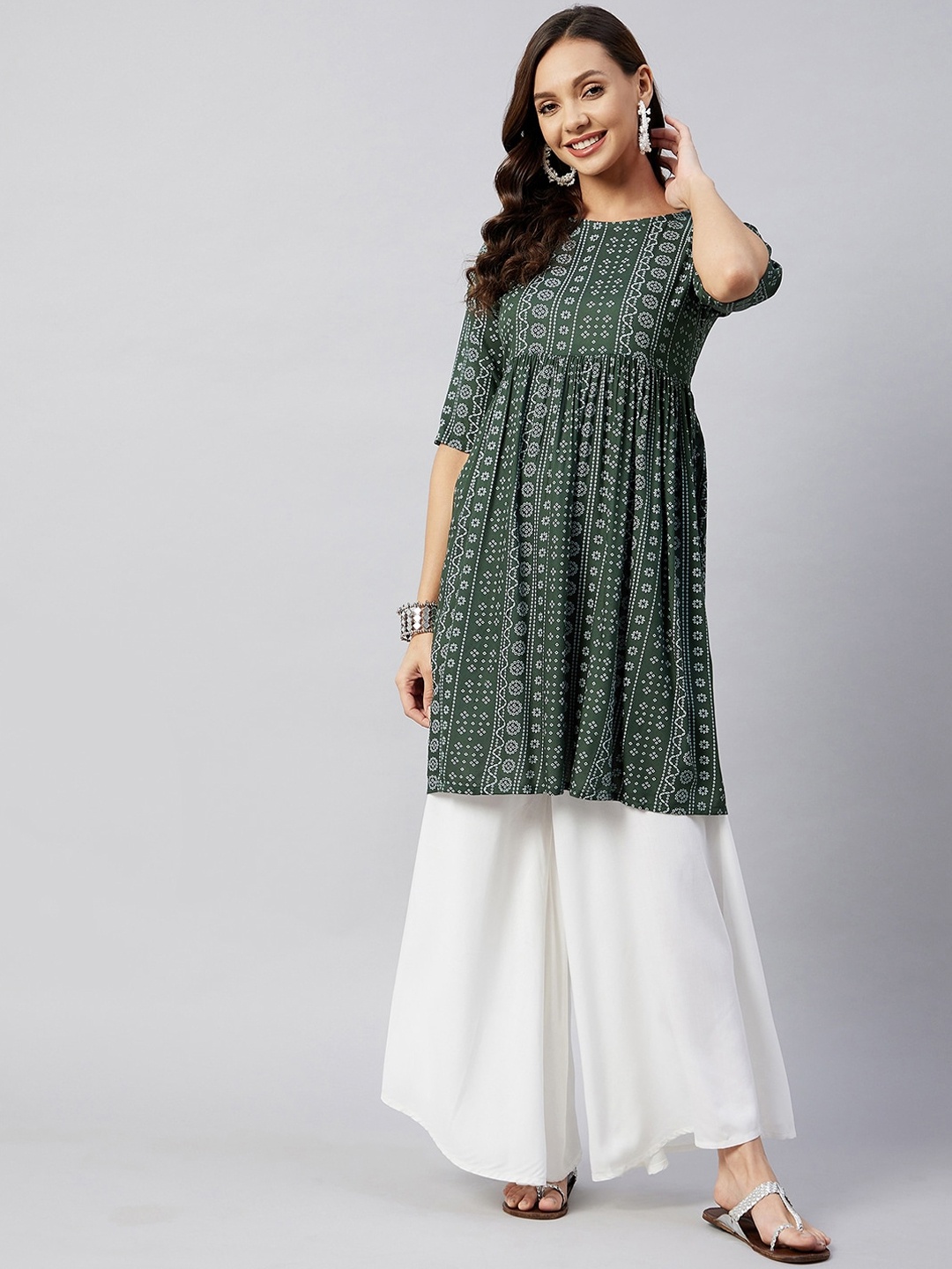 

InWeave Women Green & White Bandhani Printed Anarkali Kurta