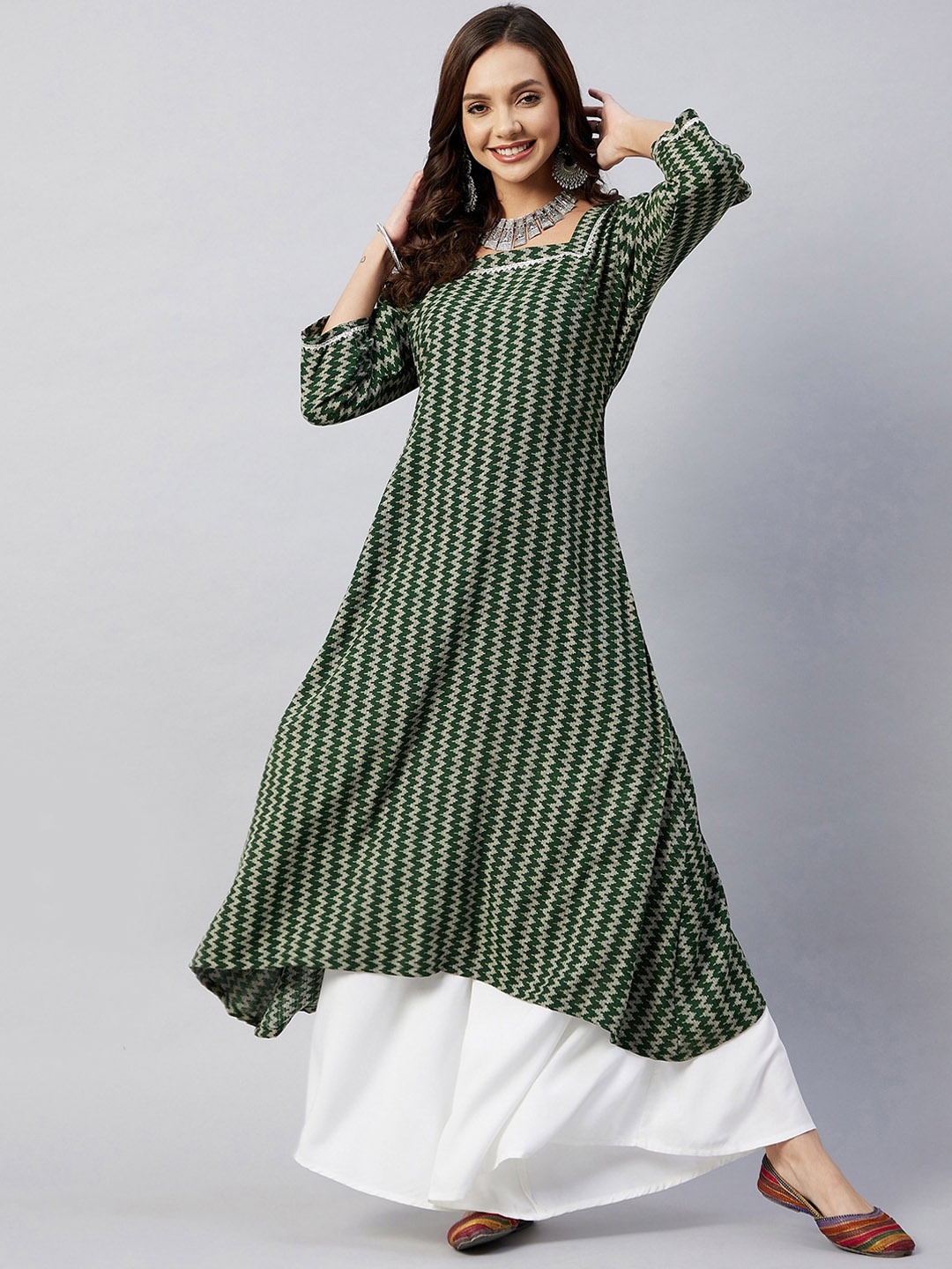 

InWeave Women Green Woven Design Gotta Patti A-Line Kurta