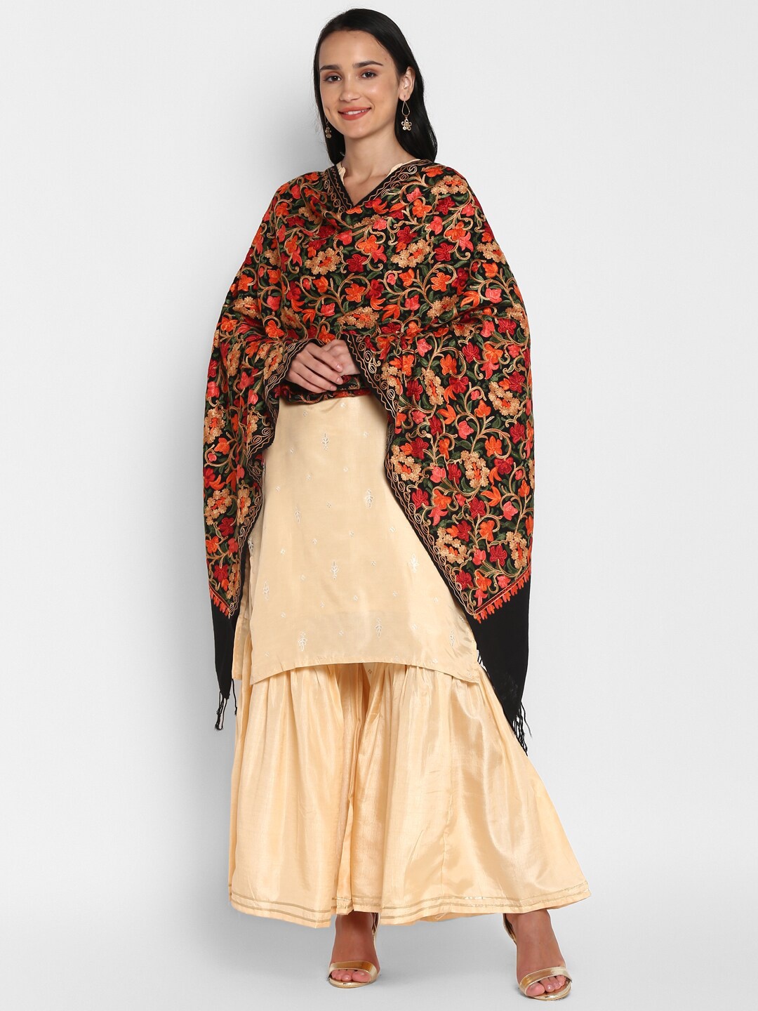 

Zamour Women Black & Red Embroidered Stole