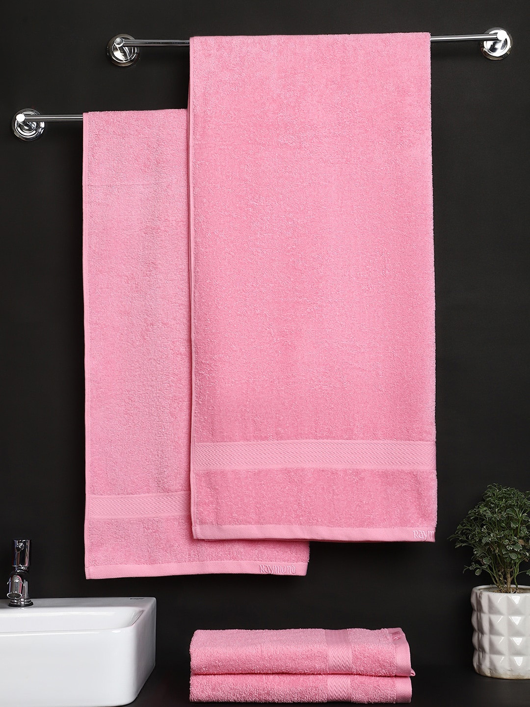 

Raymond Home Pack Of 4 Pink Solid 380 GSM 100 % Cotton Towel Set