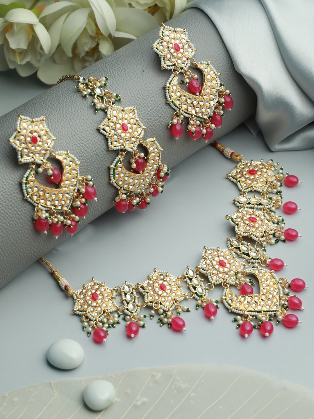 

Jazz and Sizzle Gold-Plated Pink Kundan-Studded Enamelled Beaded Jewellery Set