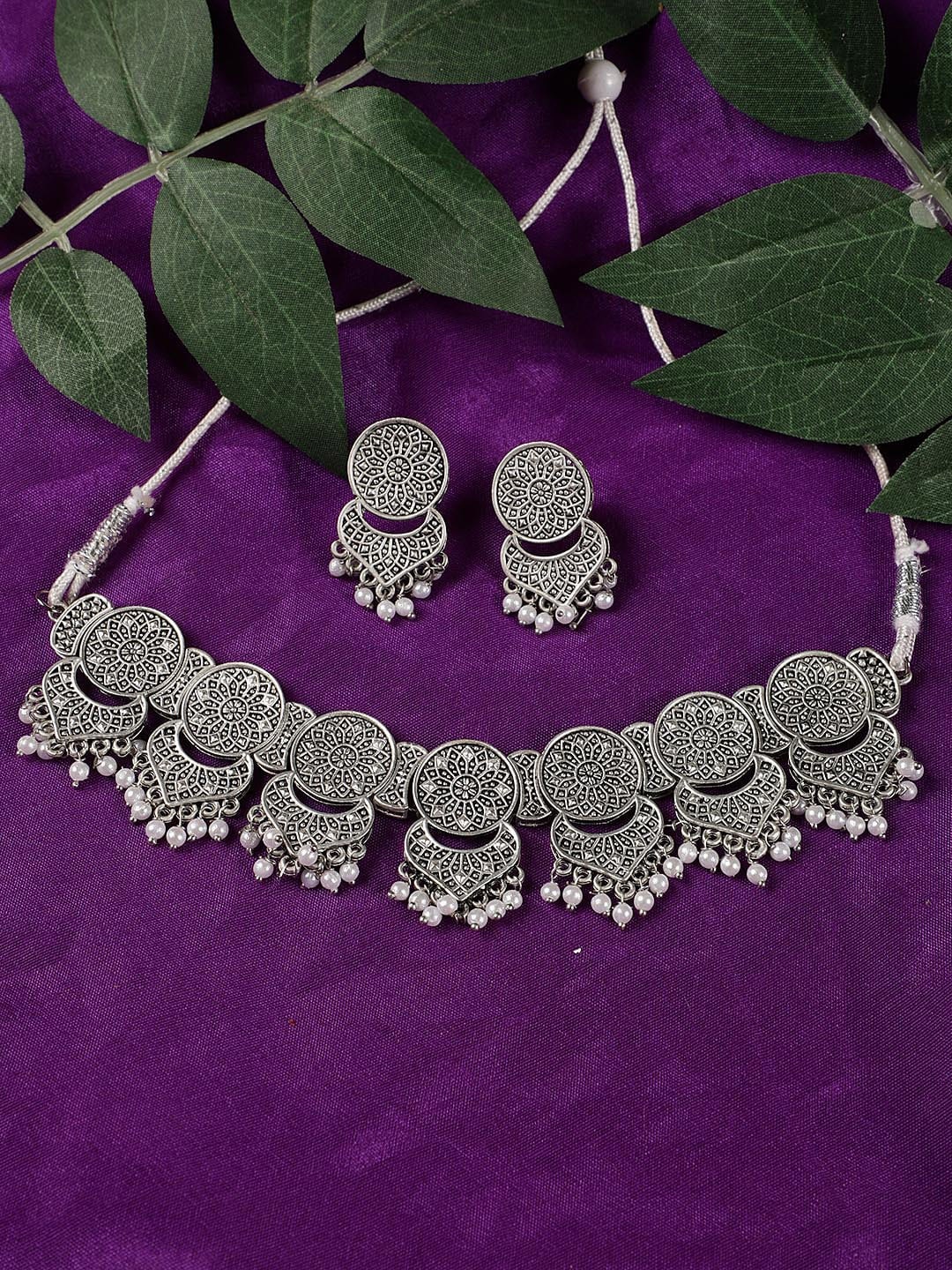 

Jazz and Sizzle Silver-Plated Silver-Toned Beaded Choker Jewellery Set